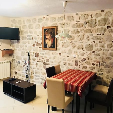 Apartments Sneza Risan Extérieur photo