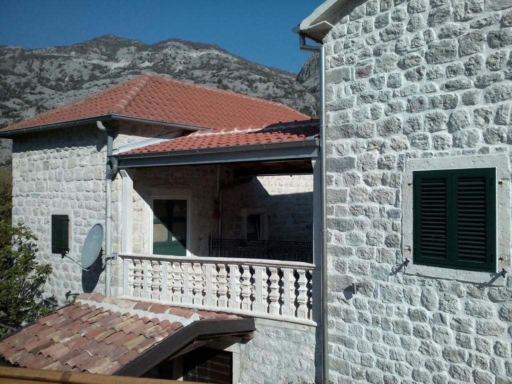 Apartments Sneza Risan Extérieur photo