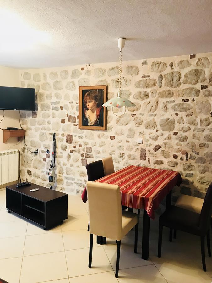 Apartments Sneza Risan Extérieur photo